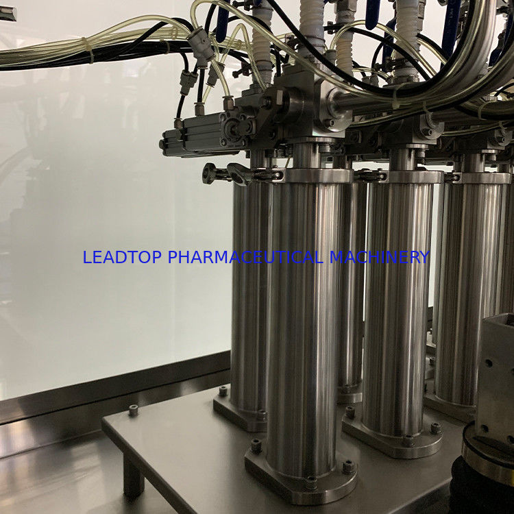 Máquina de enchimento automática de garrafas de líquido rotativa de 700 kg de peso 6 kW Consumo de energia Certificado CE