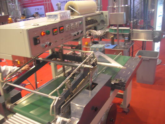 Bom preço Máquina de empacotamento automatizada ambiental do filme de psiquiatra com tela táctil on-line